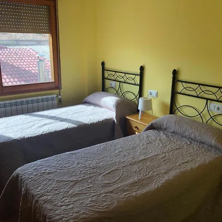 Gæstehus Bar Torralba De Sisones *